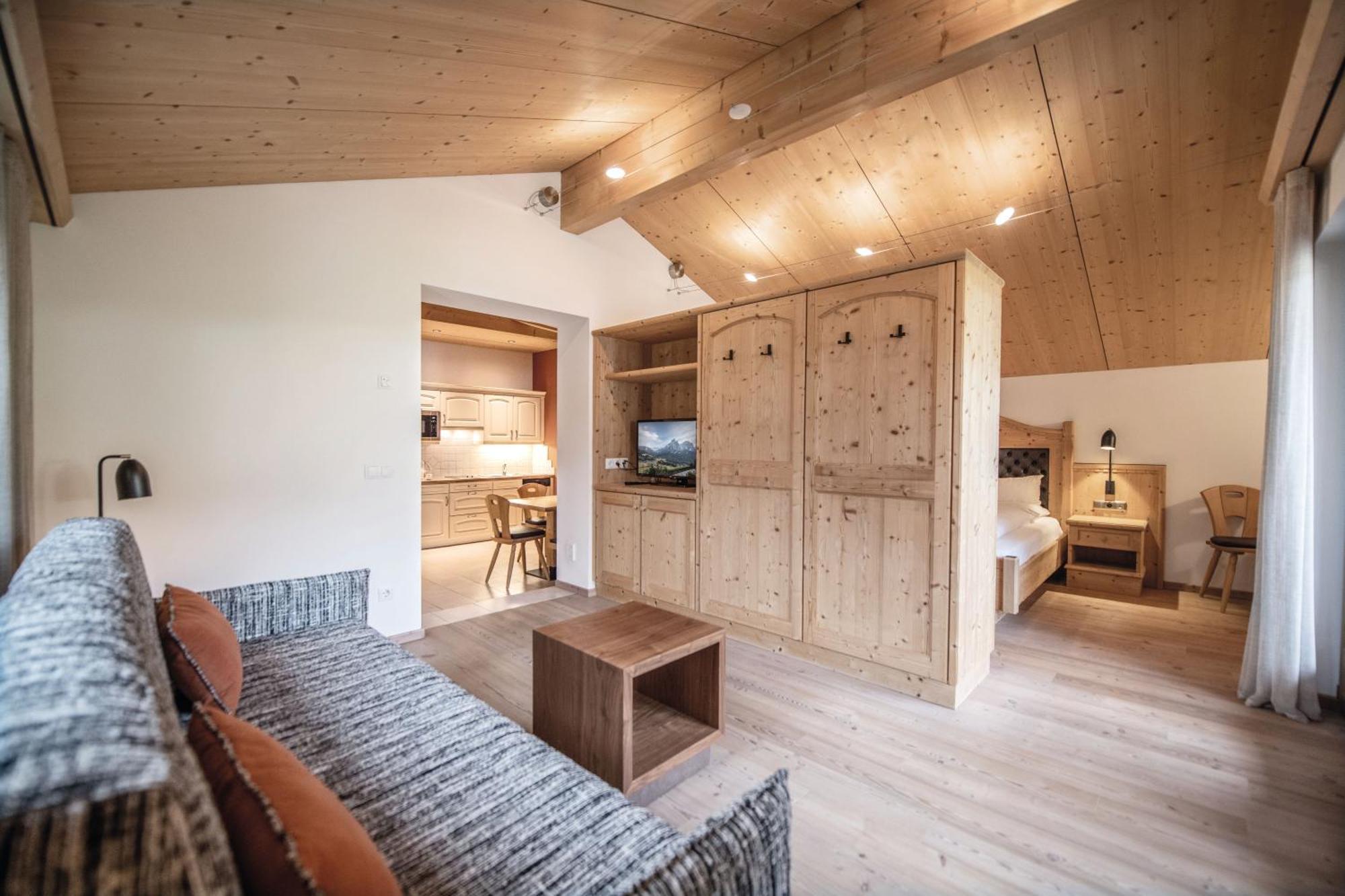 Sonus Alpis - Adults Only Aparthotel Кастелрото Стая снимка