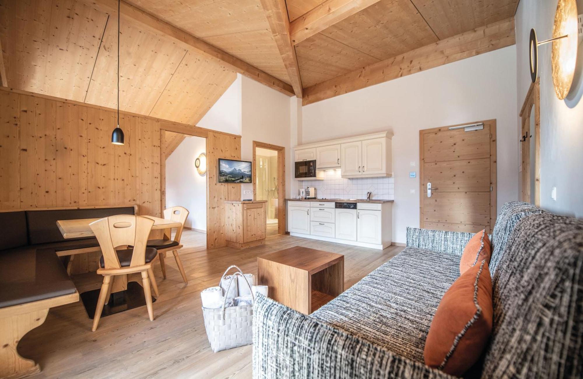Sonus Alpis - Adults Only Aparthotel Кастелрото Стая снимка