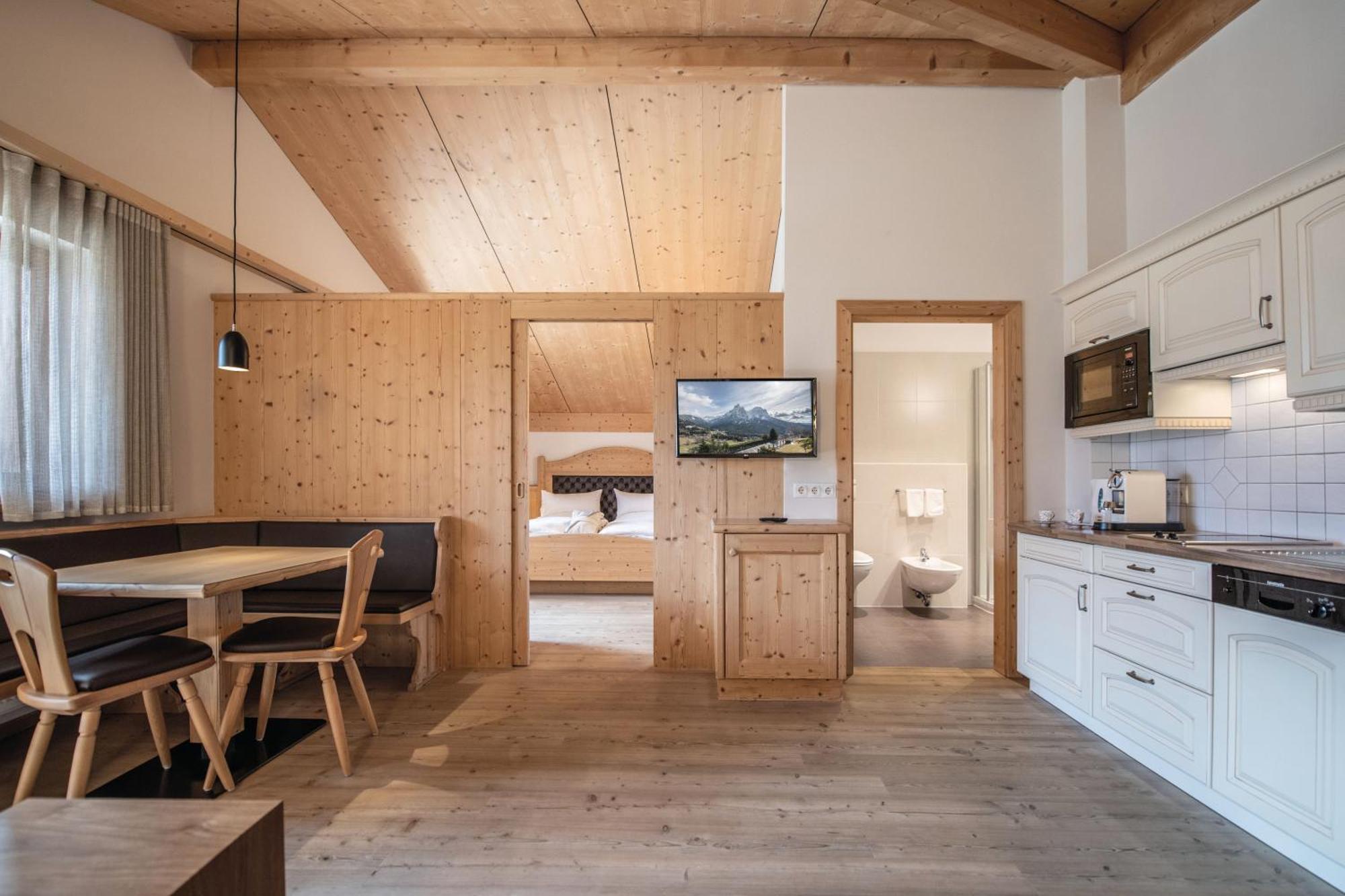 Sonus Alpis - Adults Only Aparthotel Кастелрото Стая снимка