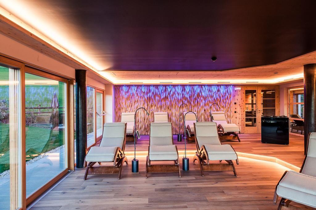 Sonus Alpis - Adults Only Aparthotel Кастелрото Екстериор снимка
