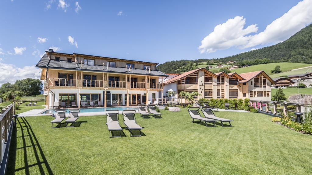Sonus Alpis - Adults Only Aparthotel Кастелрото Екстериор снимка